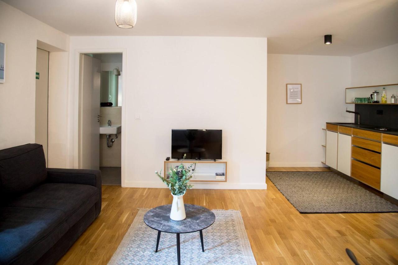 Madflats Hotel-Apartments S-Bahn Friedenau Berlino Esterno foto