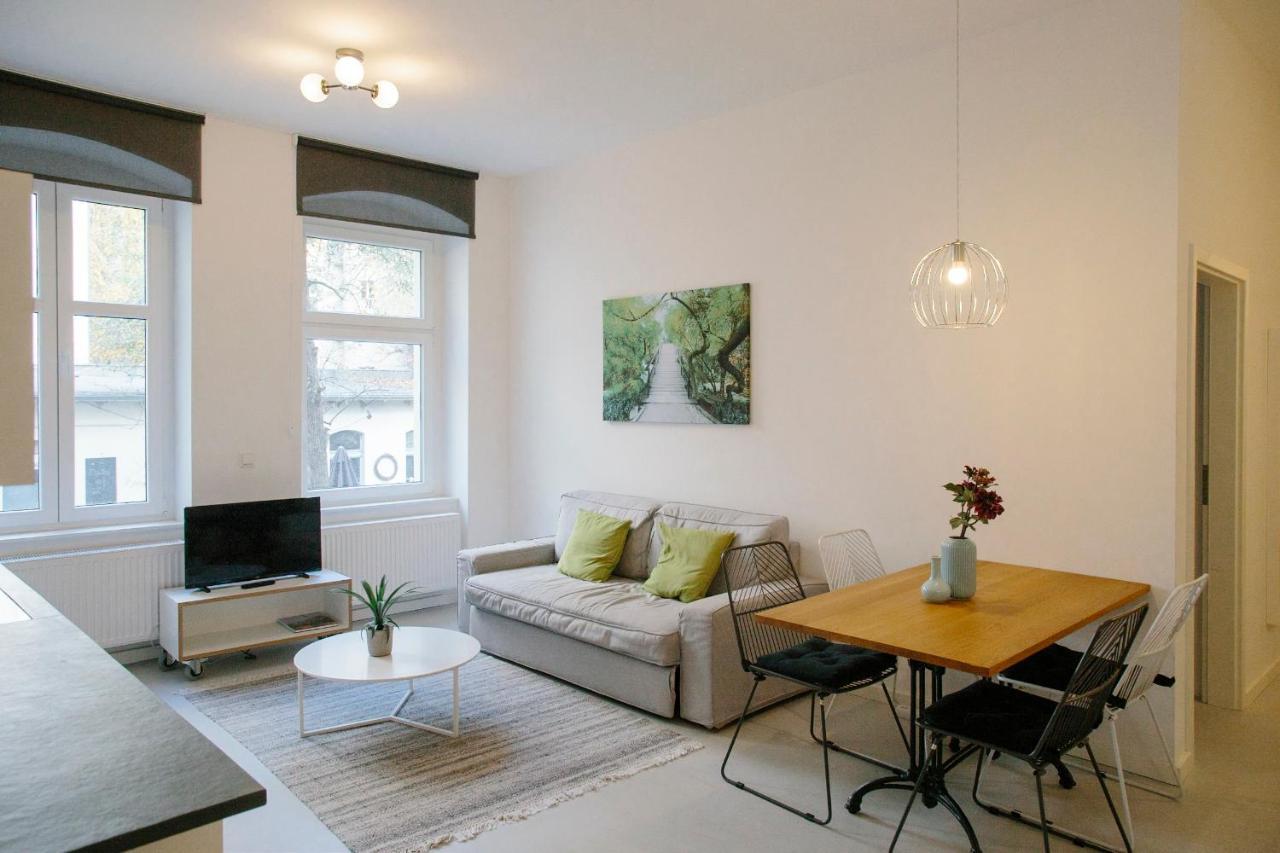 Madflats Hotel-Apartments S-Bahn Friedenau Berlino Esterno foto