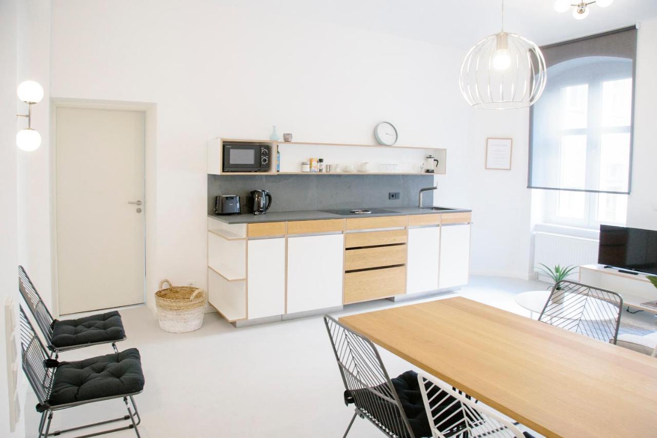 Madflats Hotel-Apartments S-Bahn Friedenau Berlino Esterno foto